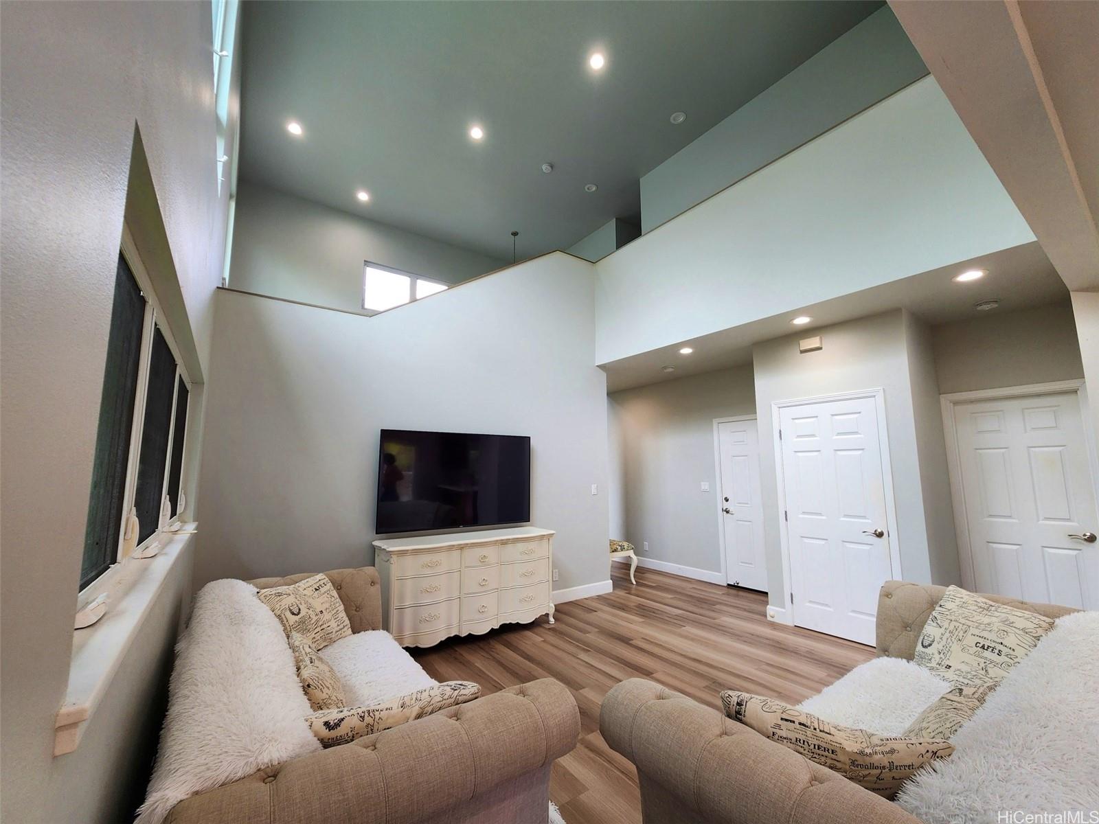 47-285  Waihee Road Waihee, Kaneohe home - photo 3 of 25