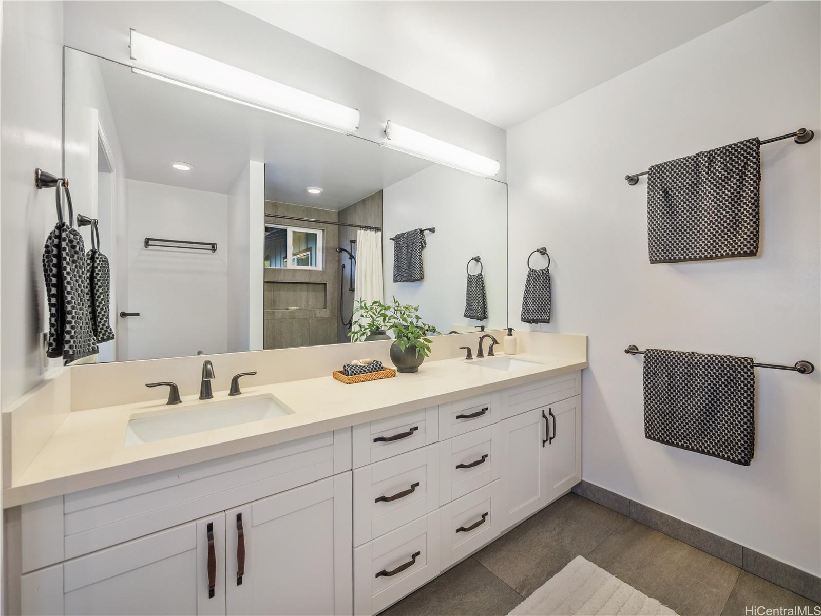 47-302  Iuiu Street Lulani Ocean, Kaneohe home - photo 19 of 25