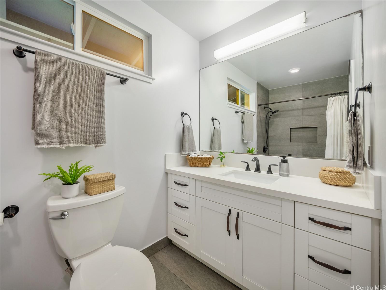 47-302  Iuiu Street Lulani Ocean, Kaneohe home - photo 22 of 25