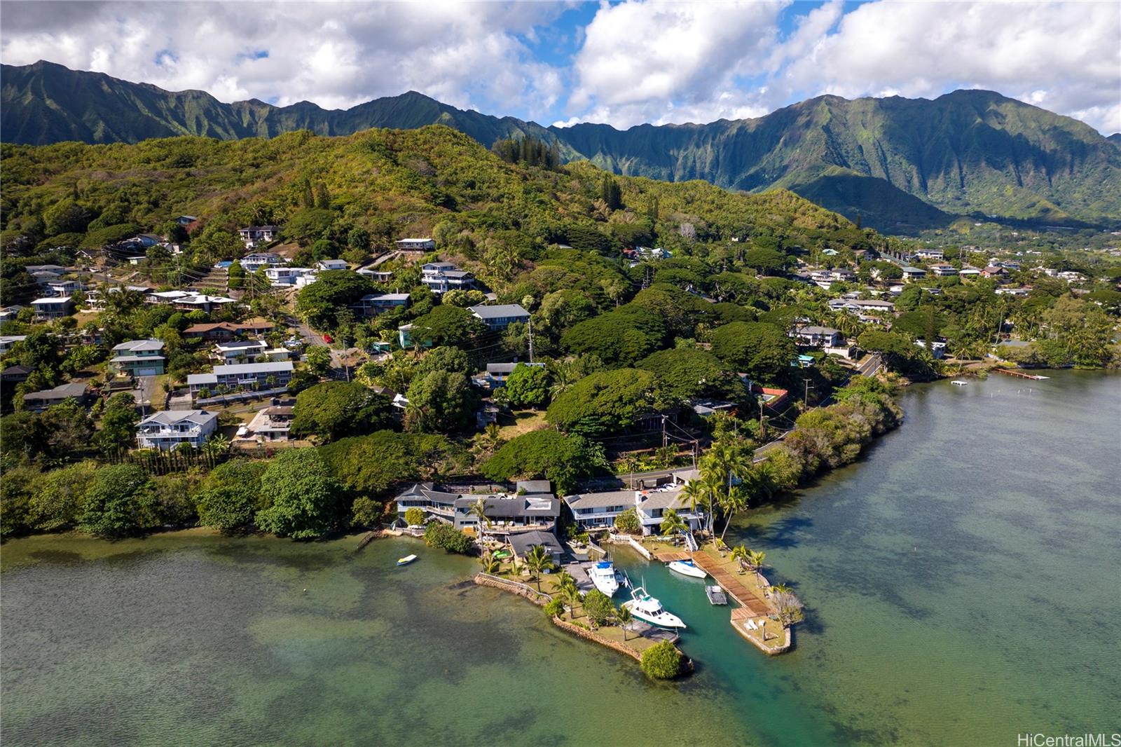 47-310  Kamehameha Hwy Lulani Ocean, Kaneohe home - photo 4 of 12