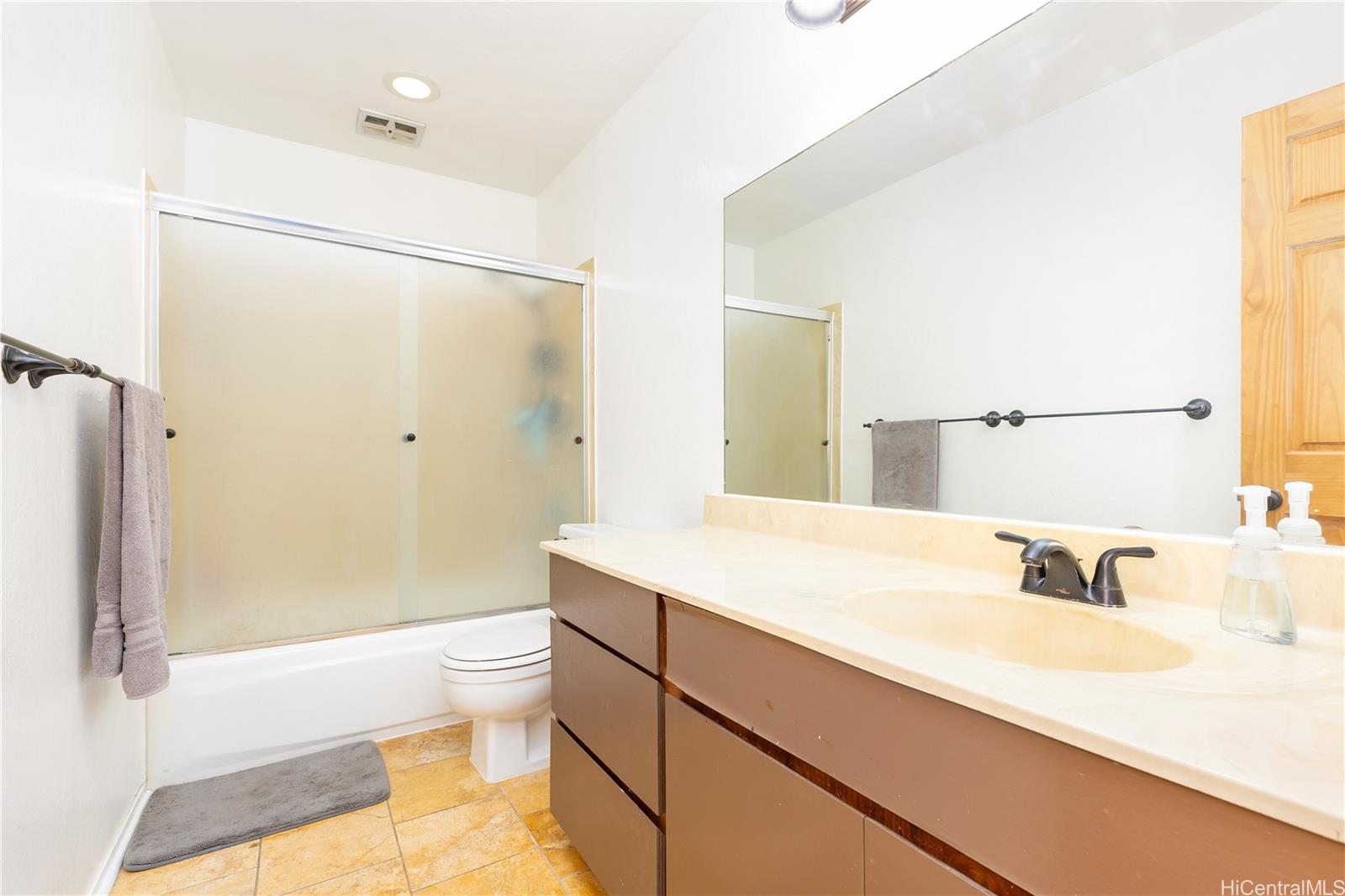 47-316C Hui Iwa St townhouse # 603, Kaneohe, Hawaii - photo 11 of 20