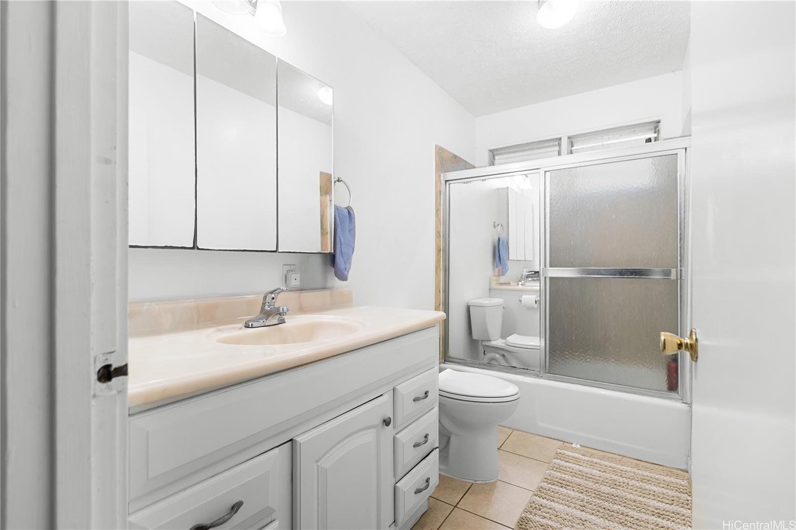 47-325  Ahuimanu Road Ahuimanu Area, Kaneohe home - photo 15 of 24