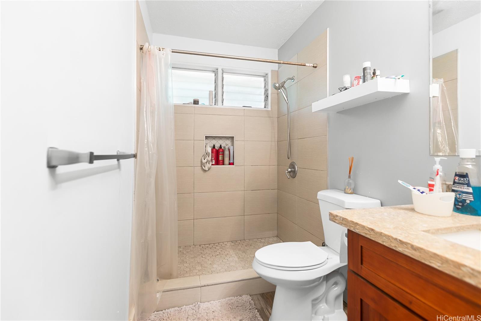 47-325  Ahuimanu Road Ahuimanu Area, Kaneohe home - photo 17 of 24