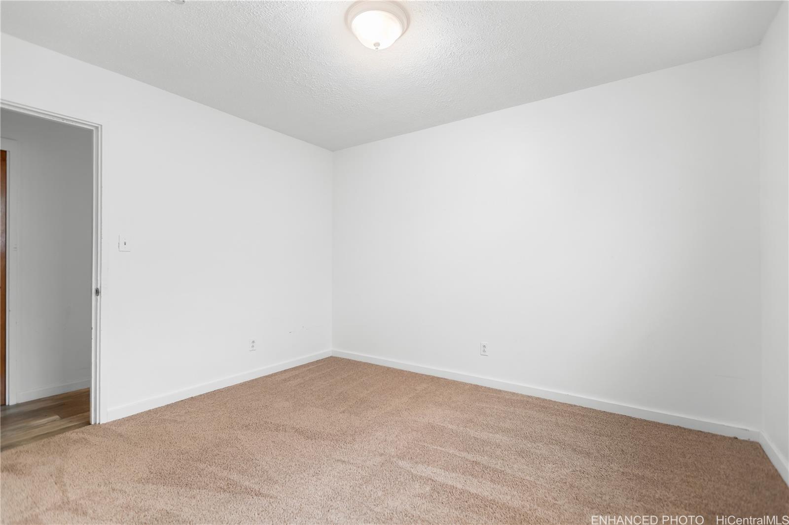 47-325  Ahuimanu Road Ahuimanu Area, Kaneohe home - photo 8 of 24