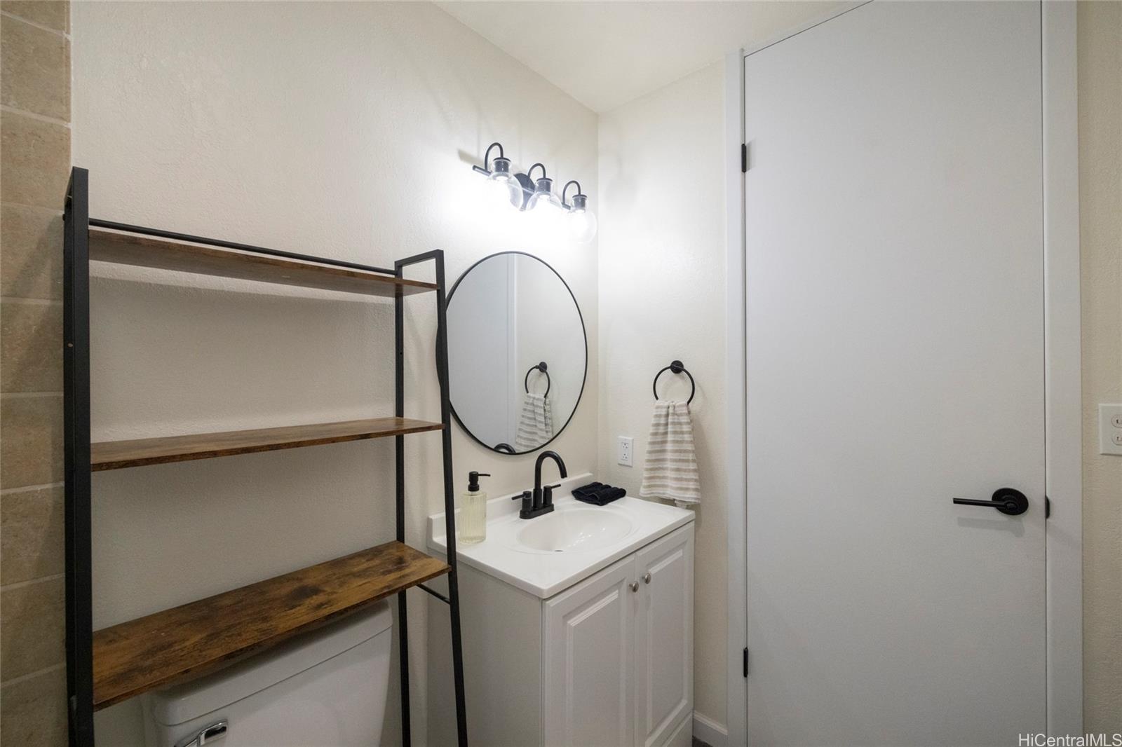 Ahuimanu Gardens 1 condo # 13, Kaneohe, Hawaii - photo 11 of 20