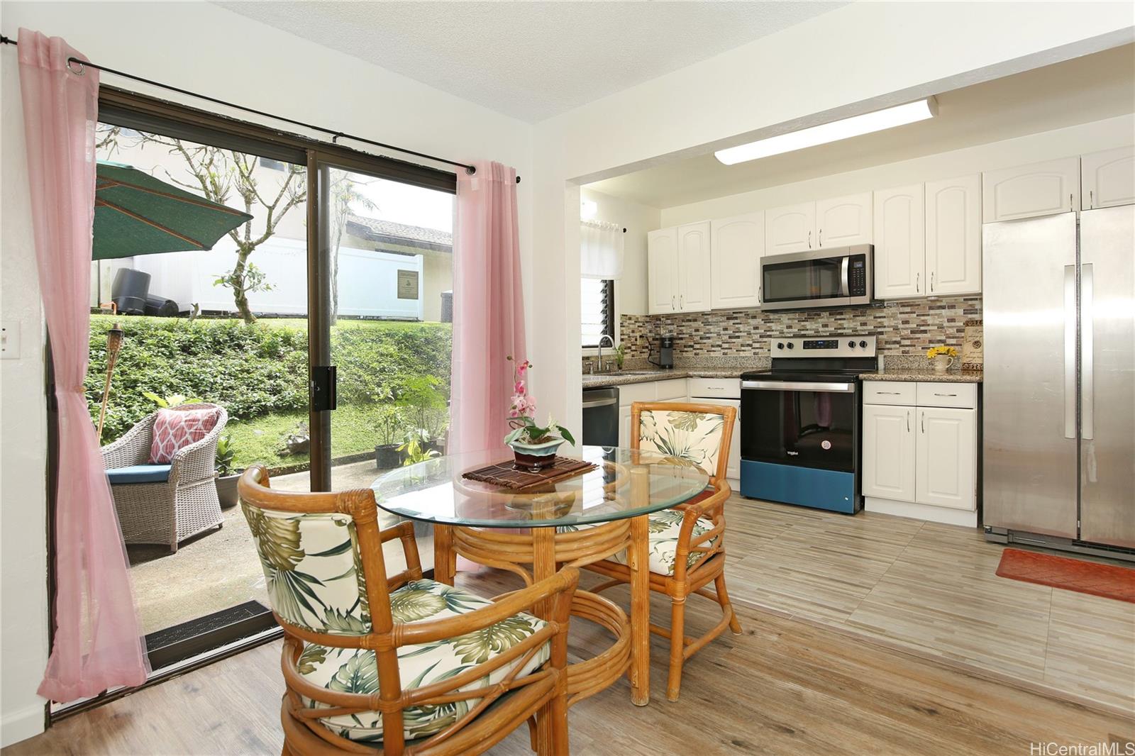 47401 Hui Iwa Street 2, 47401 Hui Iwa Street, Kaneohe Temple