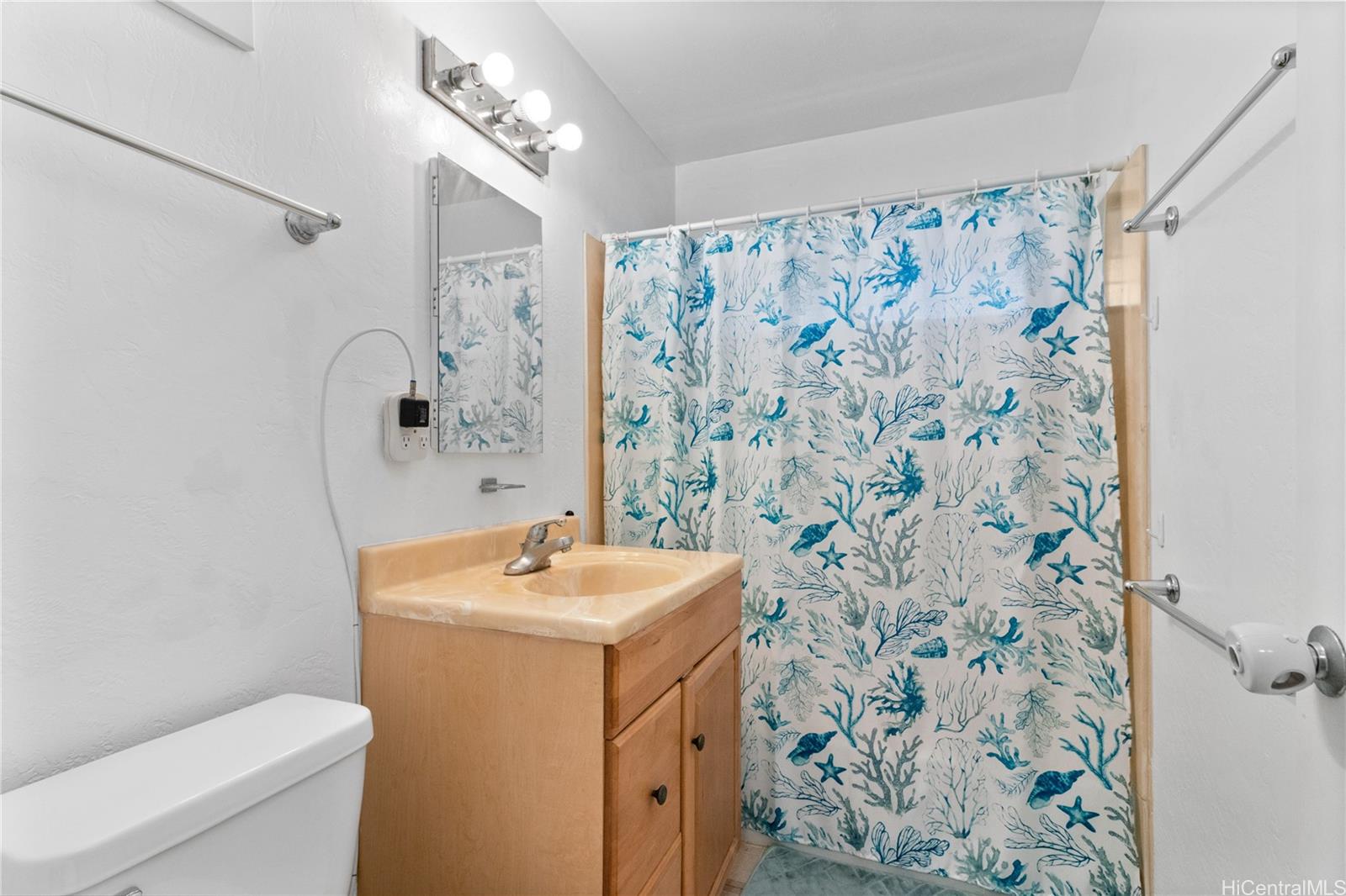 Tropicana Village-Haiku condo # 3, Kaneohe, Hawaii - photo 12 of 16