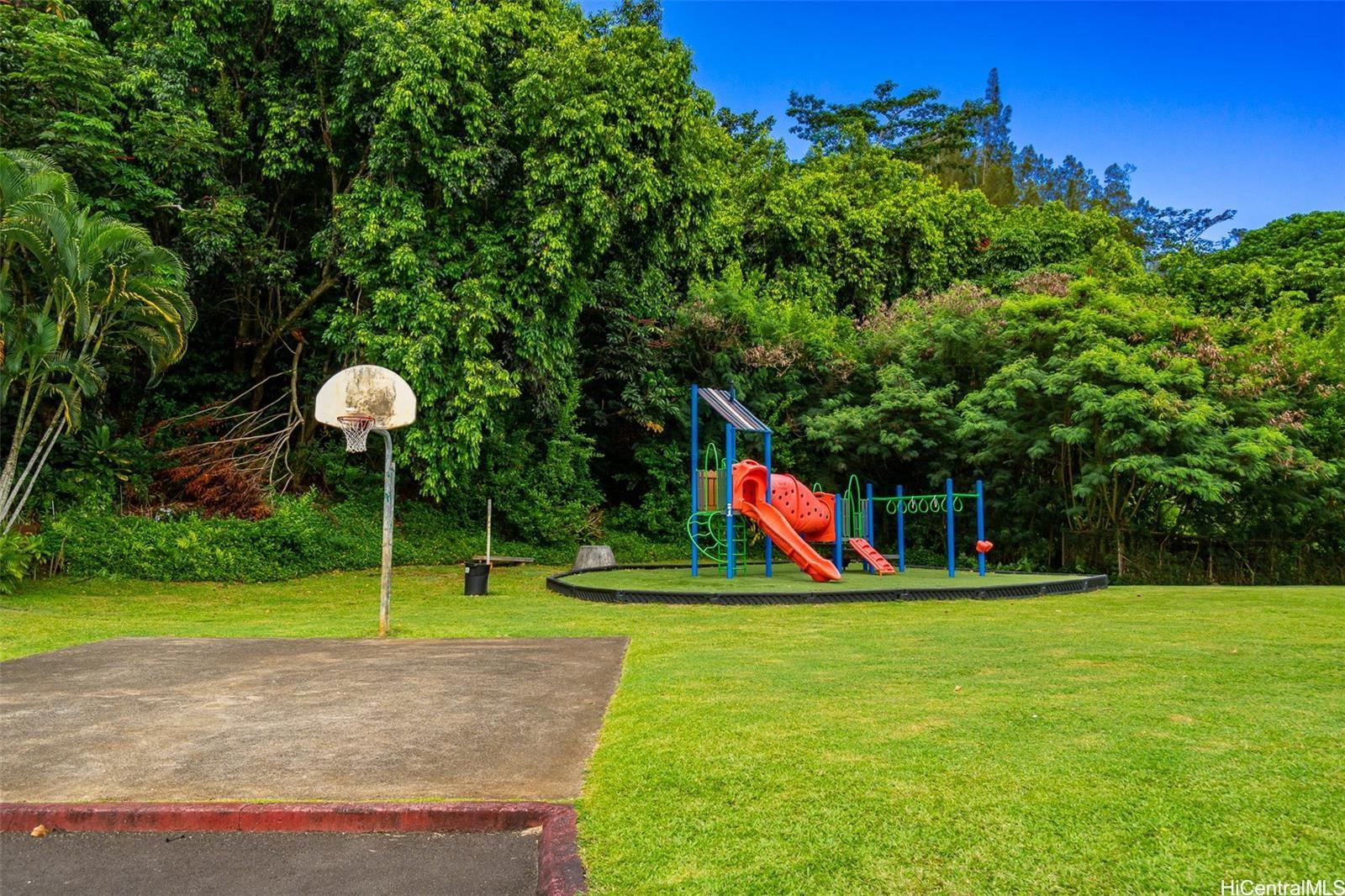 Tropicana Village-Haiku condo # 3, Kaneohe, Hawaii - photo 6 of 16