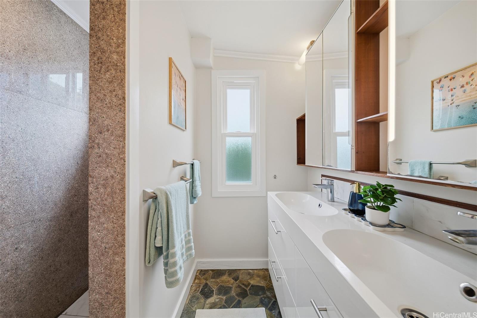 47-402  Kamehameha Hwy Lulani Ocean, Kaneohe home - photo 19 of 25