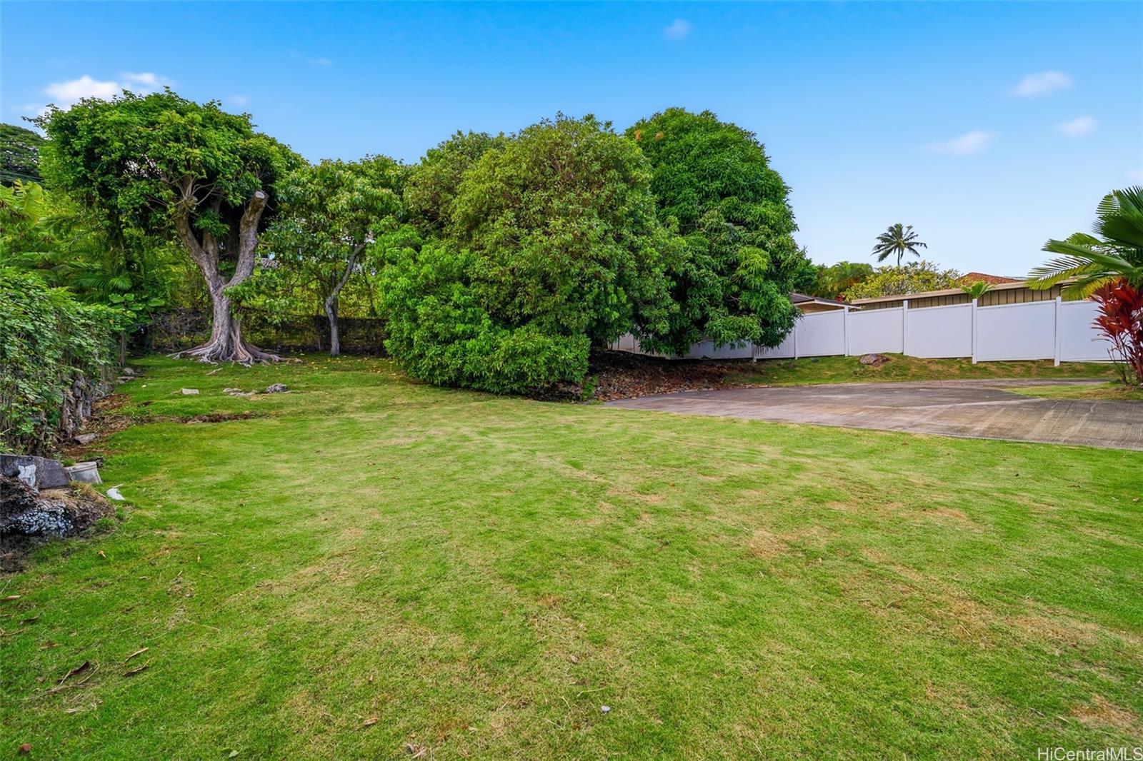 47-402  Kamehameha Hwy Lulani Ocean, Kaneohe home - photo 24 of 25