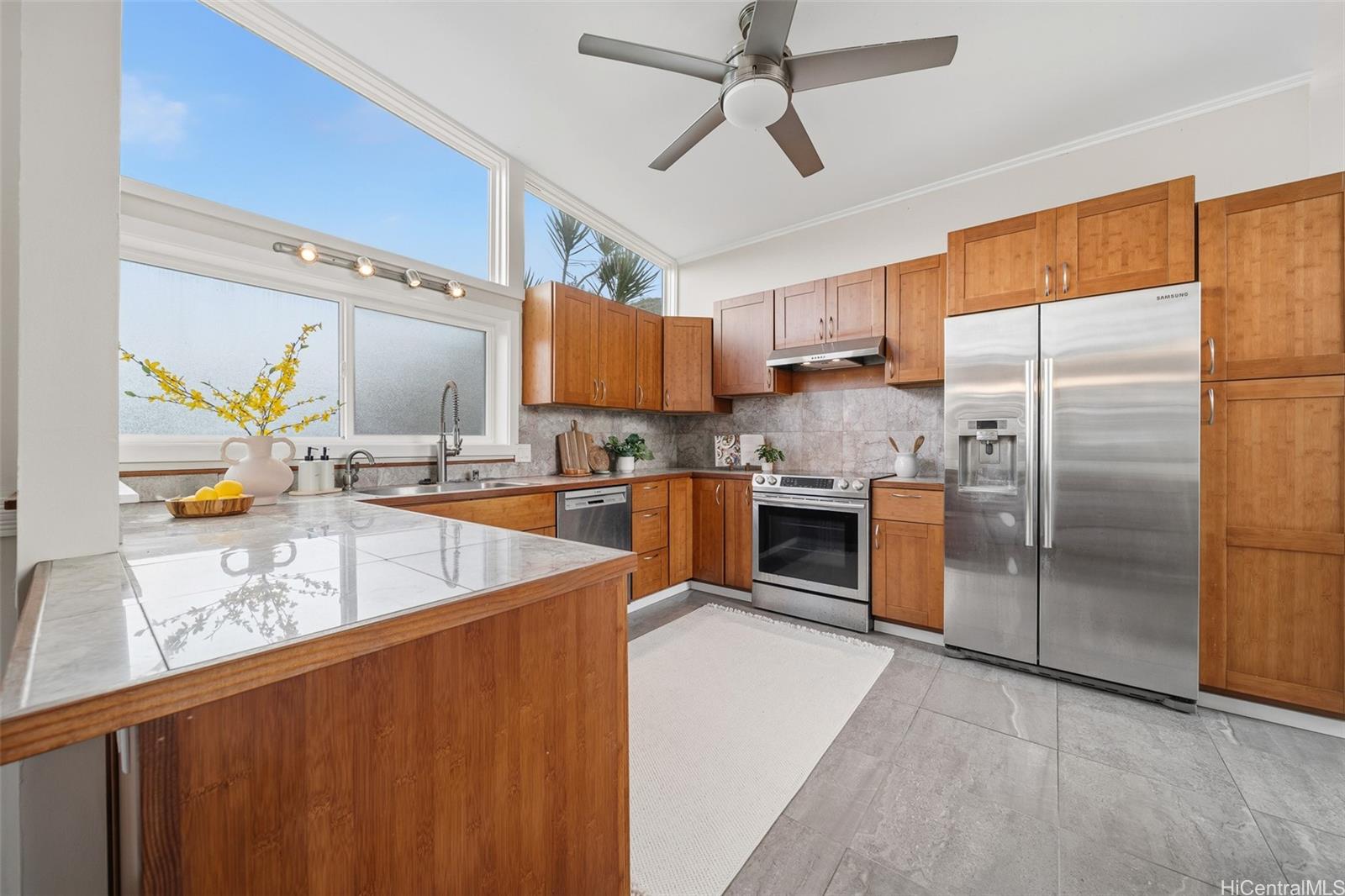 47-402  Kamehameha Hwy Lulani Ocean, Kaneohe home - photo 11 of 25