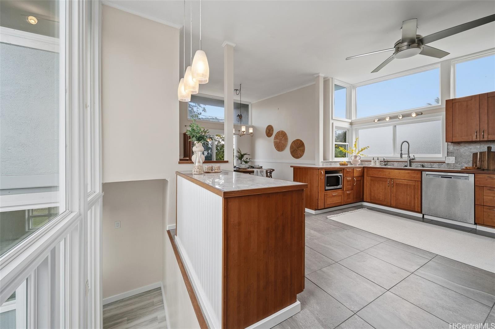 47-402  Kamehameha Hwy Lulani Ocean, Kaneohe home - photo 13 of 25