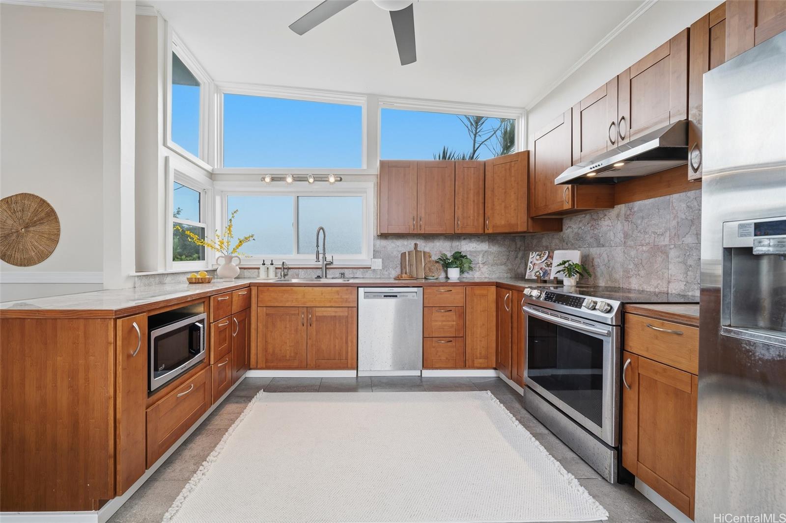 47-402  Kamehameha Hwy Lulani Ocean, Kaneohe home - photo 10 of 25