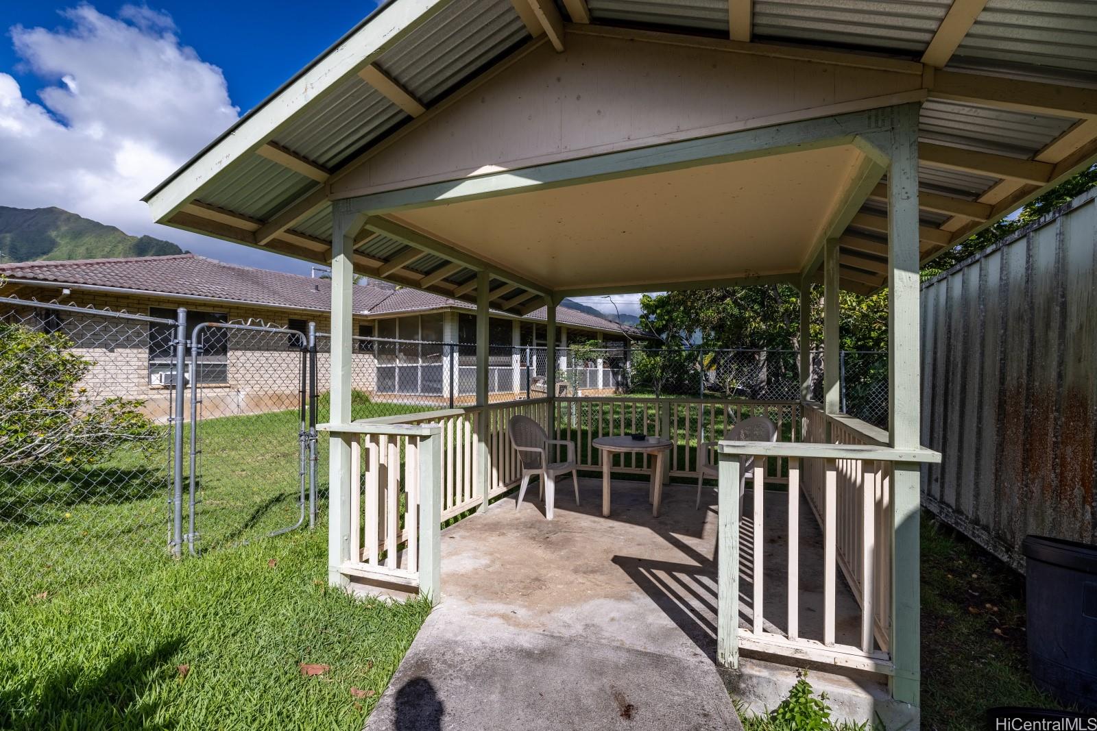 47-410  Ahuimanu Road Ahuimanu Area, Kaneohe home - photo 6 of 25