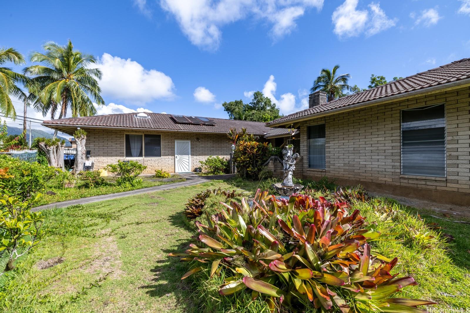 47-410  Ahuimanu Road Ahuimanu Area, Kaneohe home - photo 10 of 25