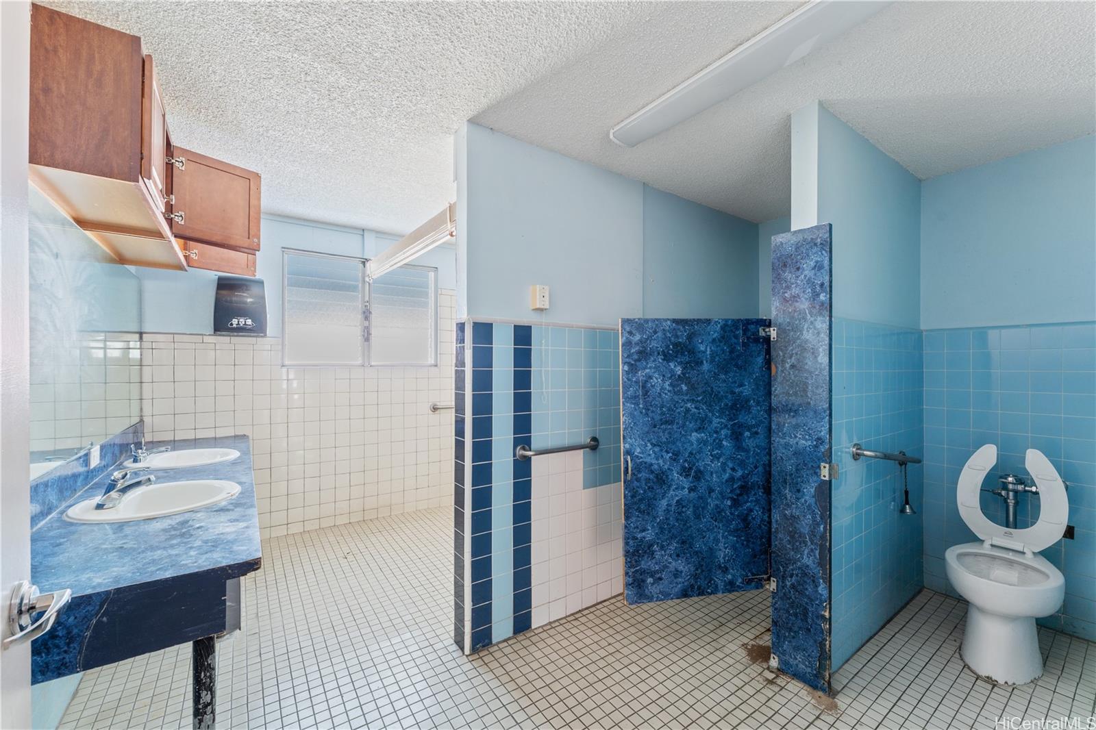 47-410 Ahuimanu Road Kaneohe Oahu commercial real estate photo20 of 25