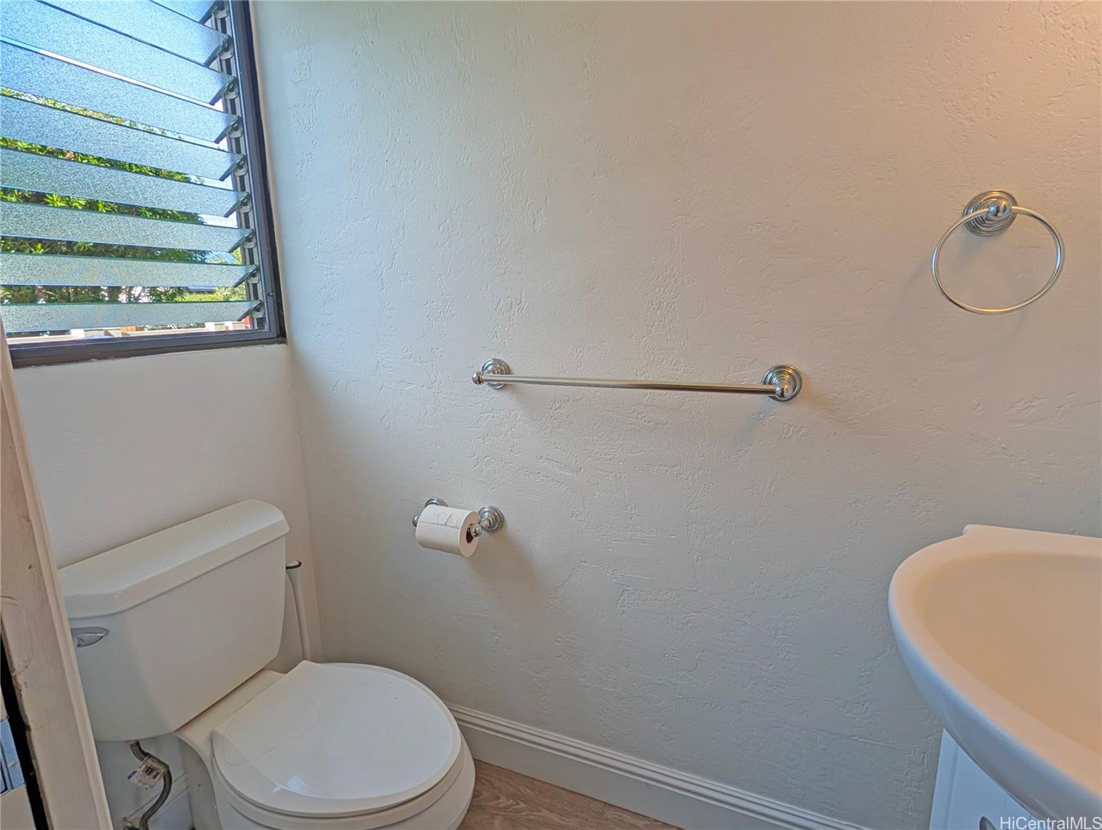 47-410 Hui Iwa St Kaneohe - Rental - photo 7 of 14