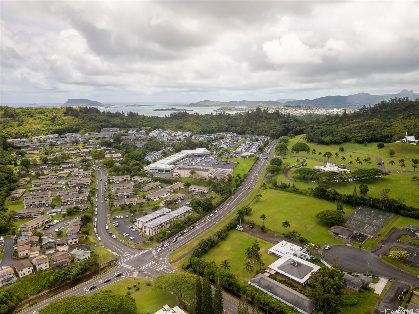 Kahaluu Gardens condo # A103, Kaneohe, Hawaii - photo 2 of 23