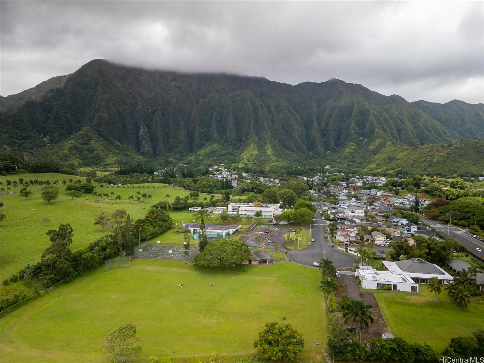 Kahaluu Gardens condo # A103, Kaneohe, Hawaii - photo 3 of 23