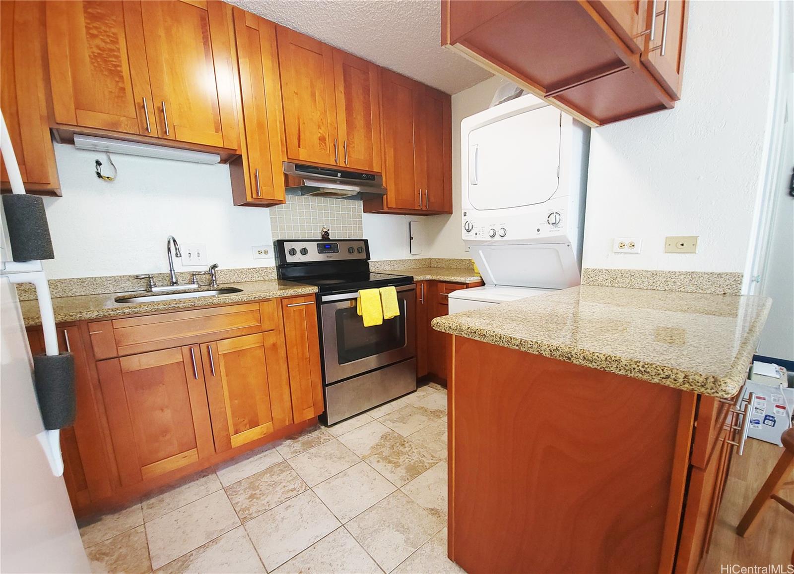 Kahaluu Gardens A106, 47420 Hui Iwa Street, Kaneohe Temple Valley