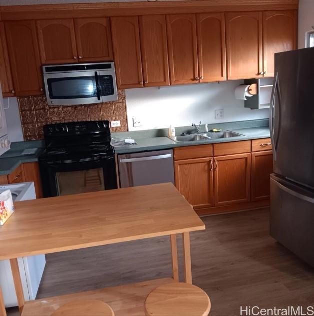 Kahaluu Gardens condos for sale in Temple Valley Oahu