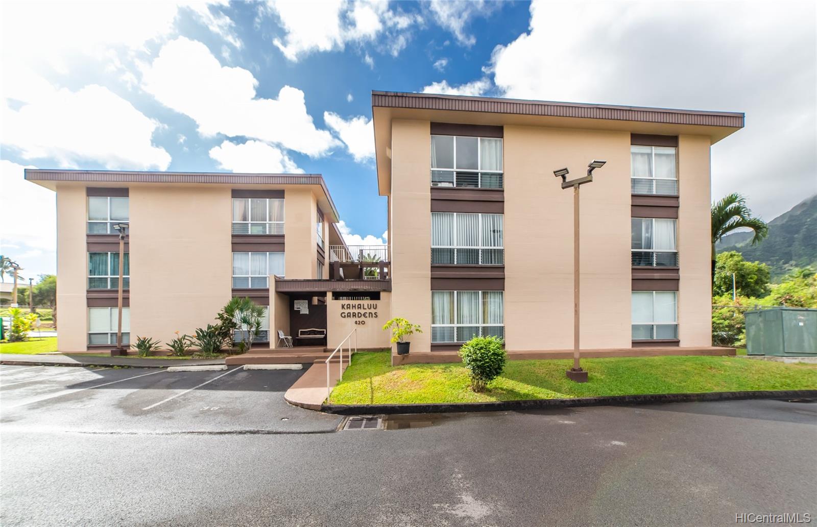 Kahaluu Gardens B202, 47420 Hui Iwa Street, Kaneohe Temple Valley