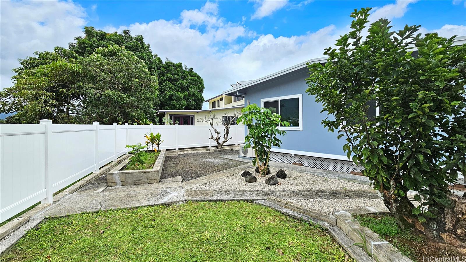 47-433  Hui Nene Street Club View Estate, Kaneohe home - photo 6 of 25