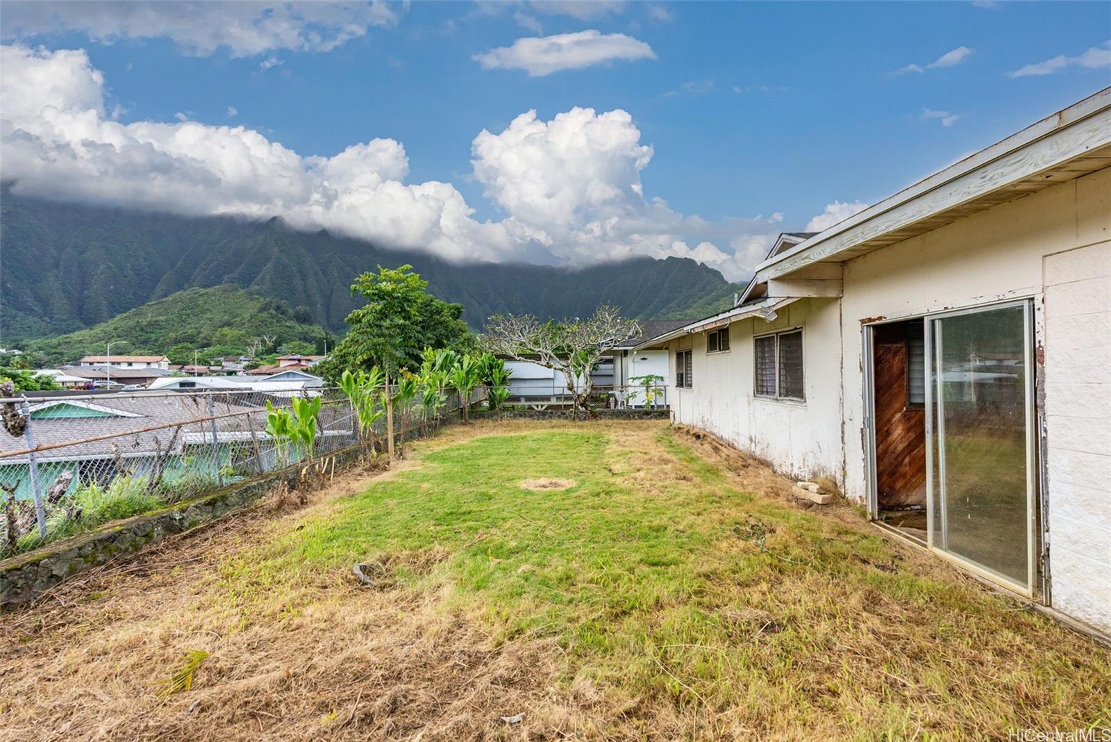 47-446  Aialii Place Ahuimanu Area, Kaneohe home - photo 8 of 14