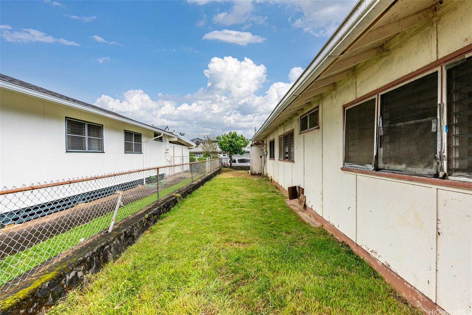 47-446  Aialii Place Ahuimanu Area, Kaneohe home - photo 9 of 14