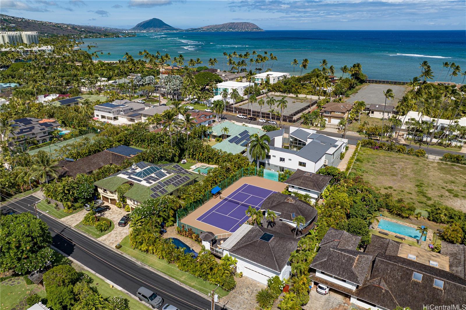 4745 Aukai Ave Honolulu - Multi-family - photo 2 of 25