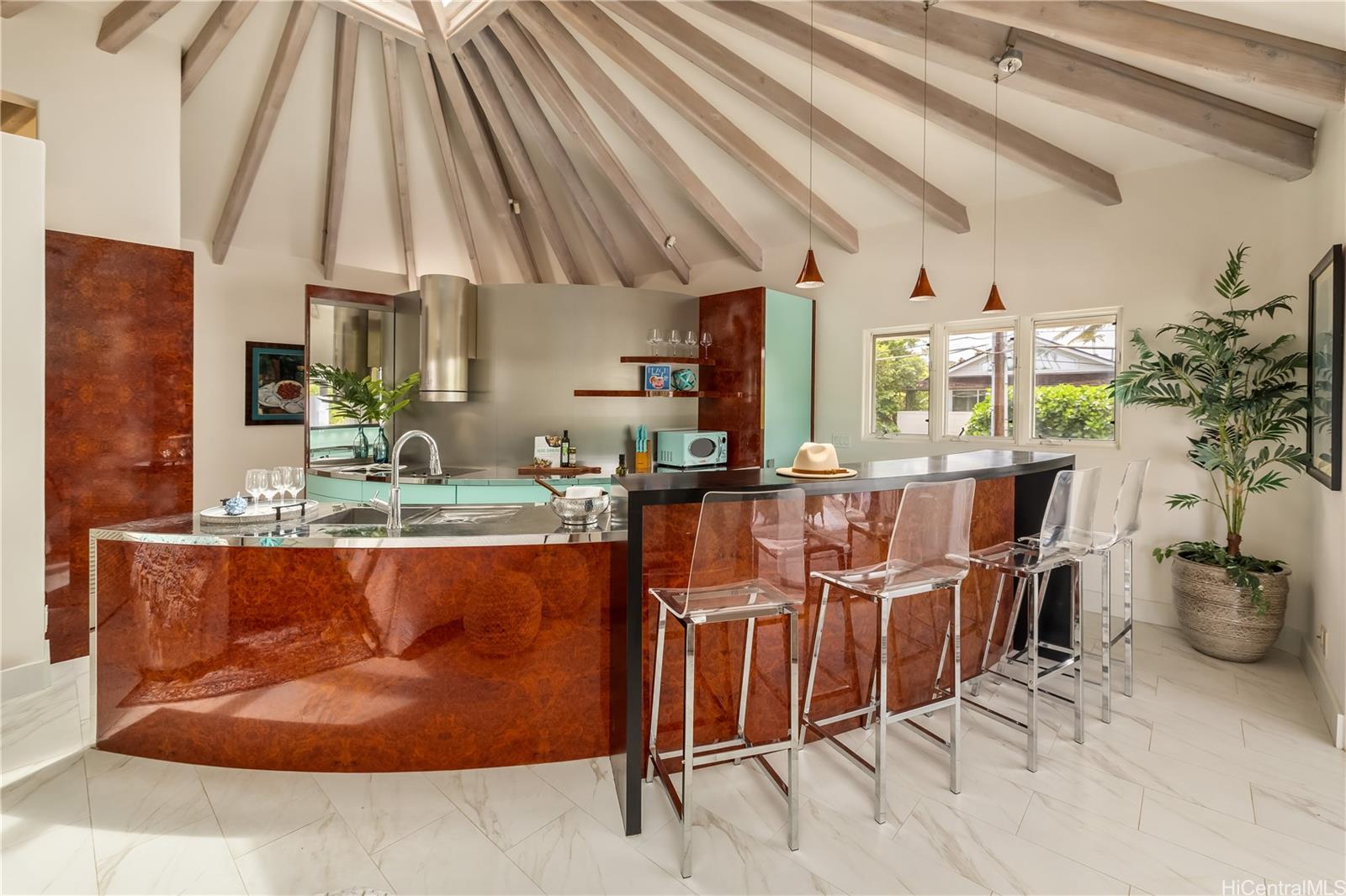 4745 Aukai Ave Honolulu - Multi-family - photo 15 of 25