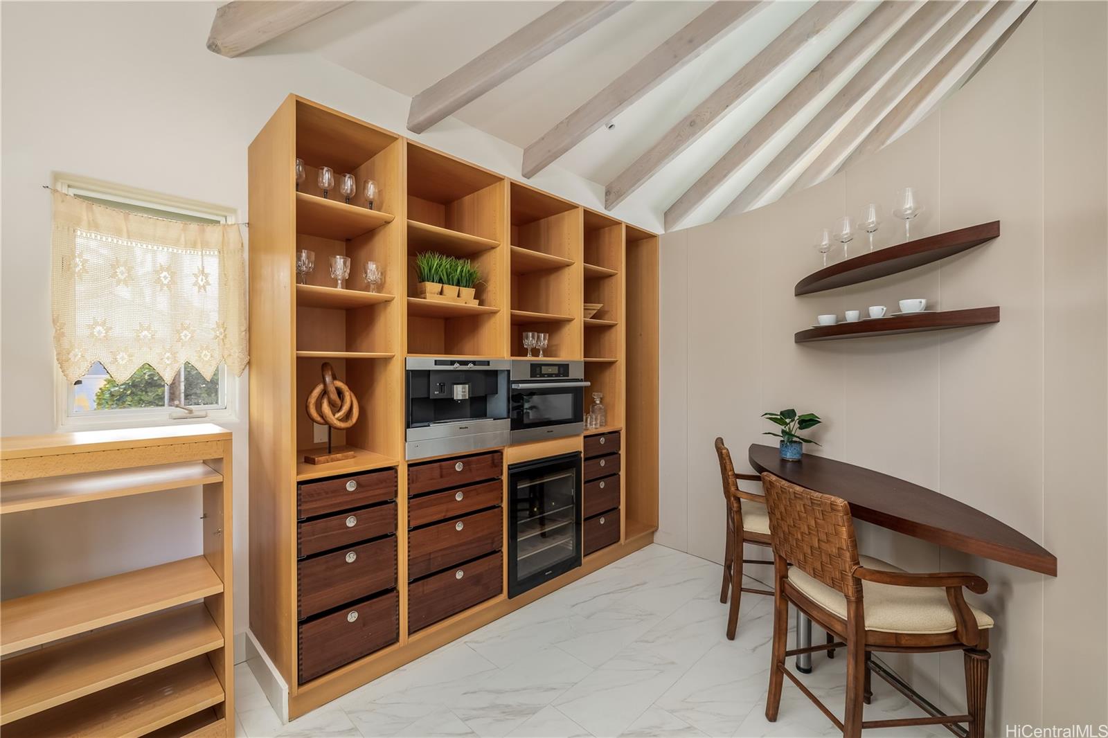 4745 Aukai Ave Honolulu - Multi-family - photo 20 of 25