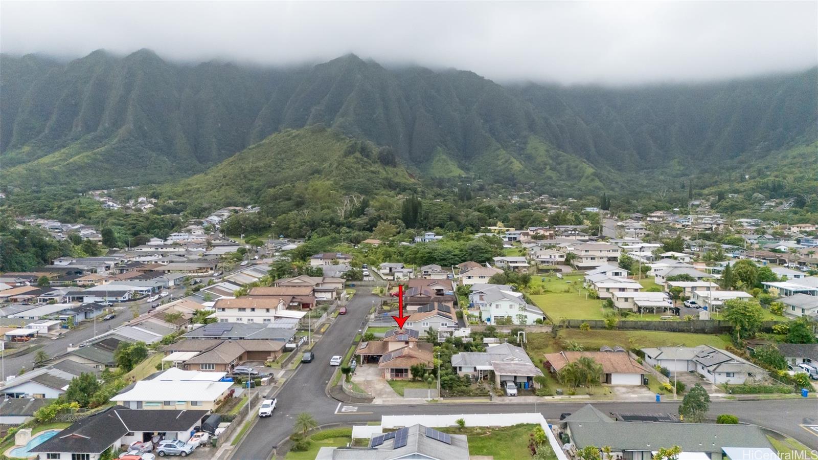 47-461  Aiai Pl Ahuimanu Area, Kaneohe home - photo 4 of 10