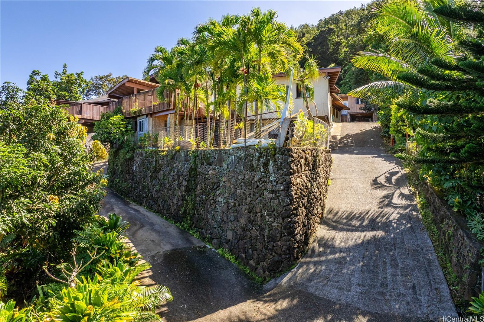 47-481  Pakai Place Ahuimanu Area, Kaneohe home - photo 19 of 25