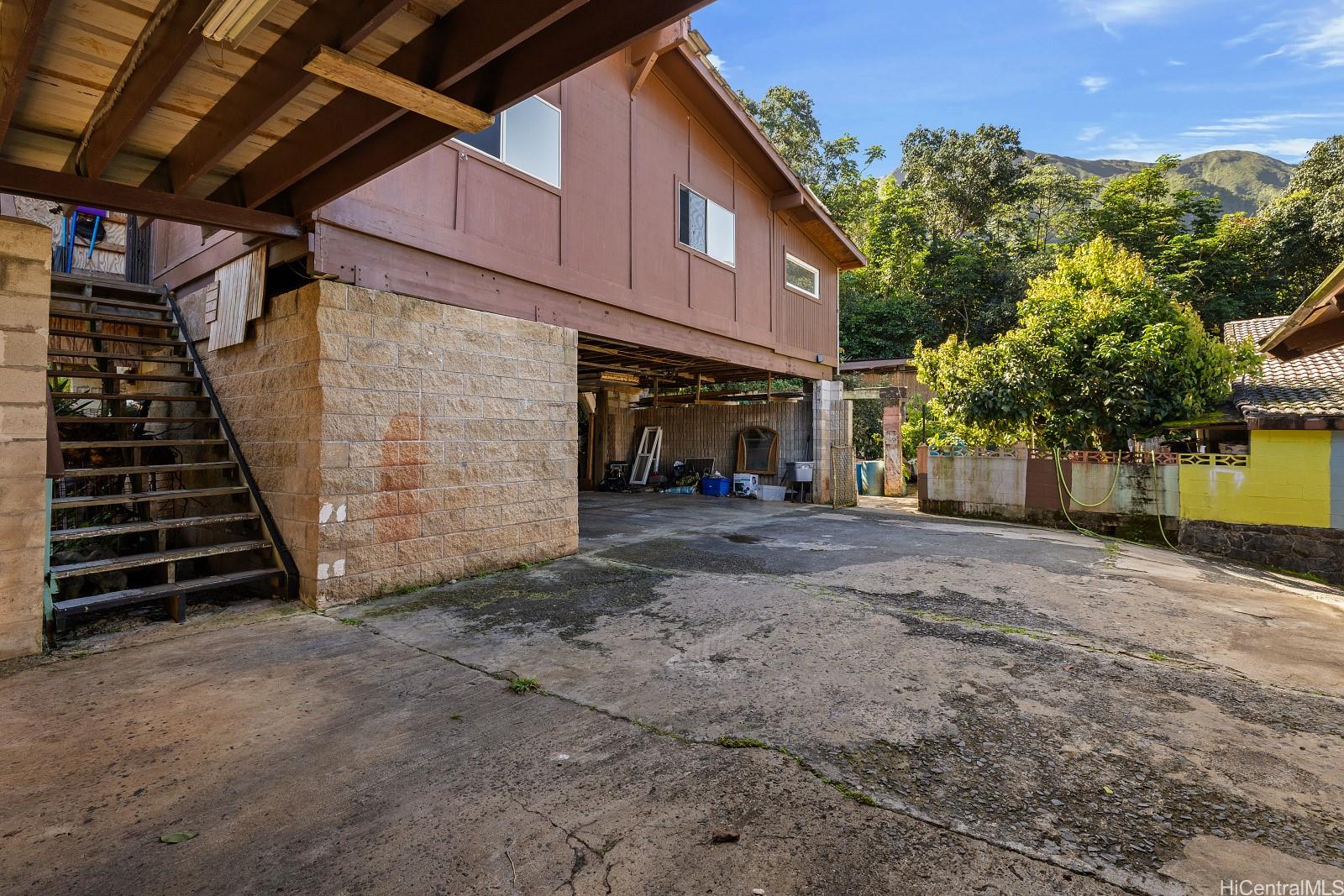 47-483  Pakai Place Ahuimanu Area, Kaneohe home - photo 7 of 24