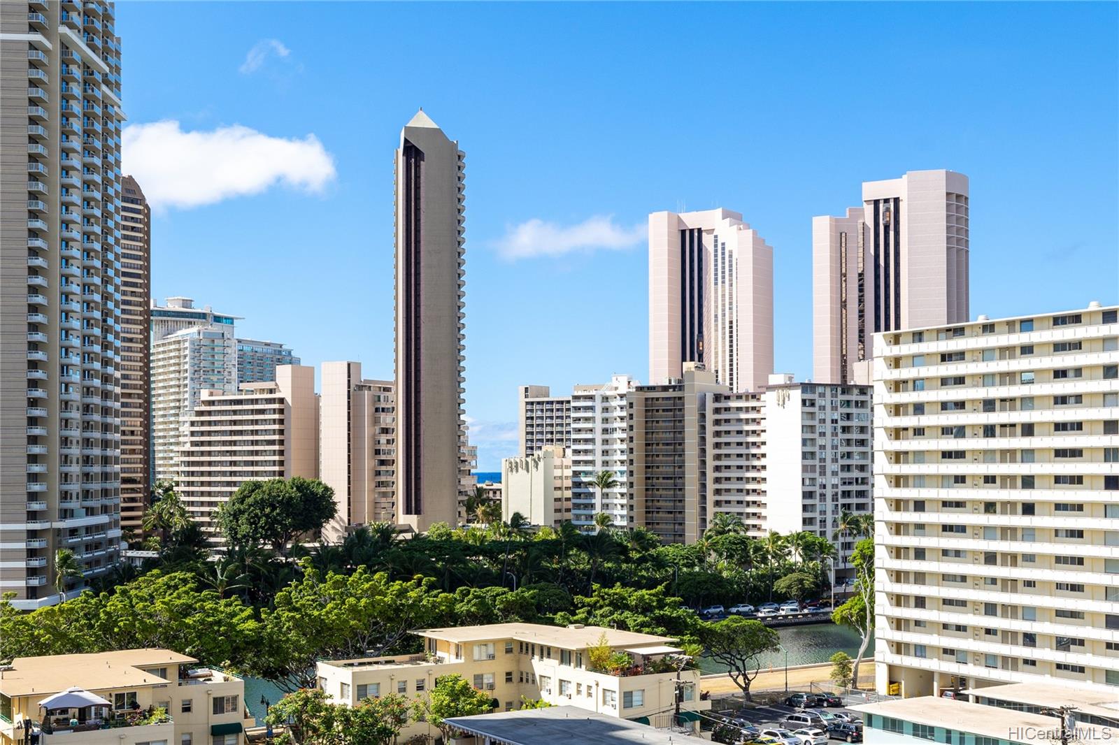Atkinson Plaza condo # 1006, Honolulu, Hawaii - photo 17 of 18