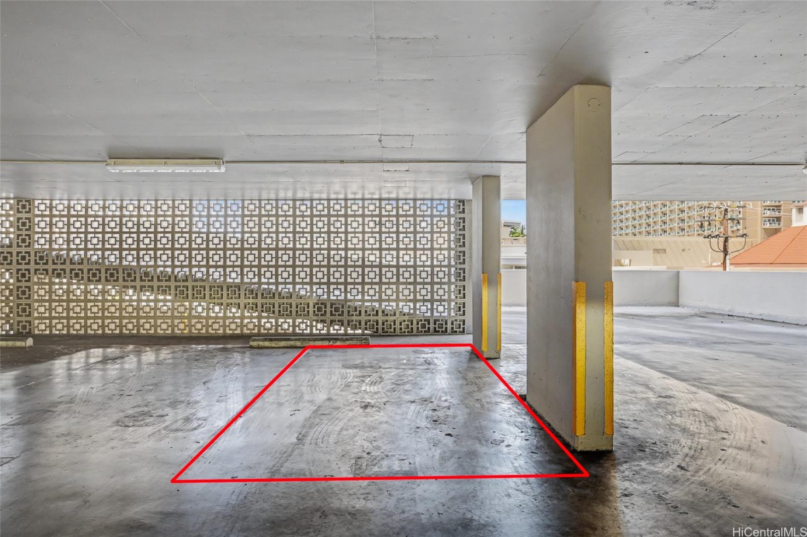 Atkinson Plaza condo # 1006, Honolulu, Hawaii - photo 13 of 21