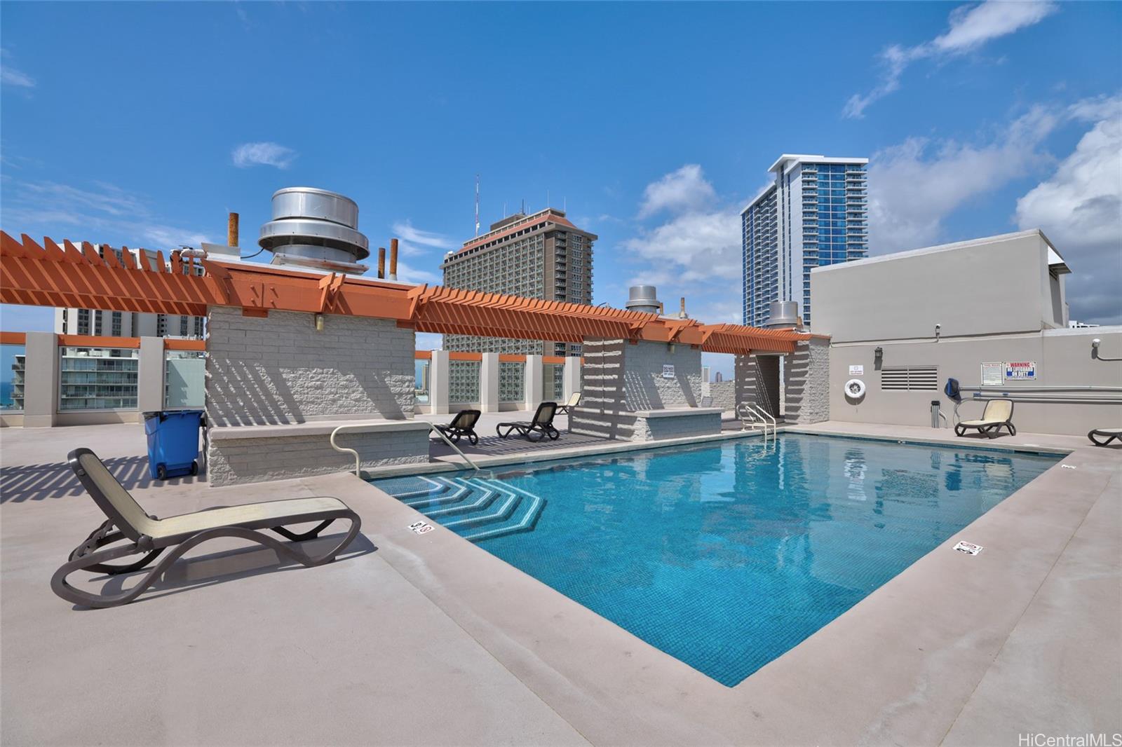 Atkinson Plaza condo # 1006, Honolulu, Hawaii - photo 18 of 21