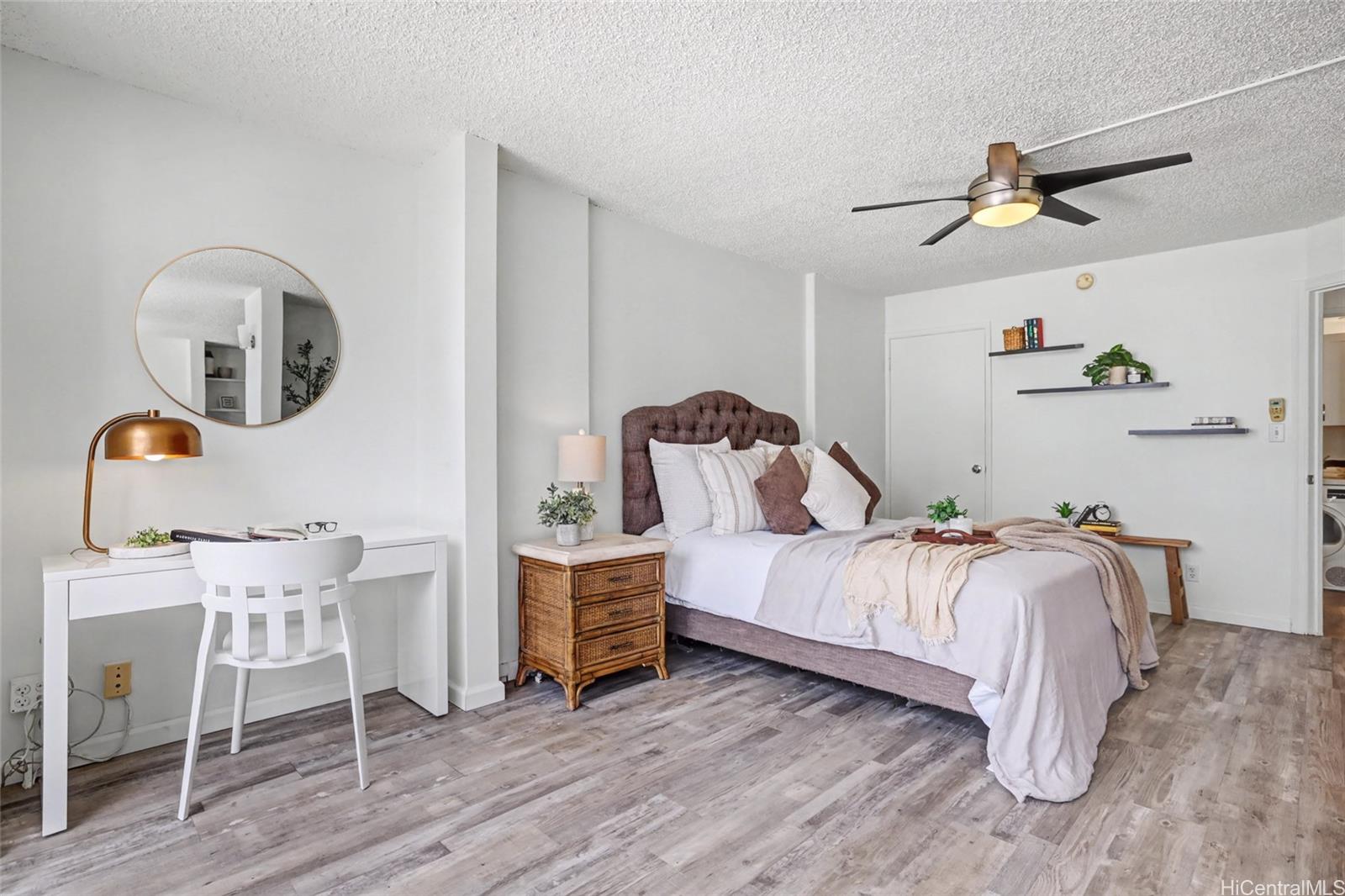 Atkinson Plaza condo # 1006, Honolulu, Hawaii - photo 9 of 21