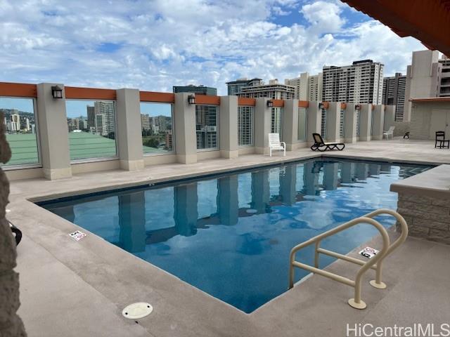 Atkinson Plaza condo # 1107, Honolulu, Hawaii - photo 15 of 16