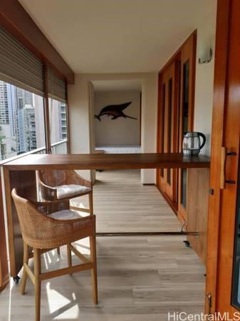 Atkinson Plaza condo # 1107, Honolulu, Hawaii - photo 4 of 13