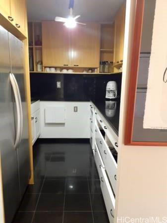 Atkinson Plaza condo # 1107, Honolulu, Hawaii - photo 9 of 13