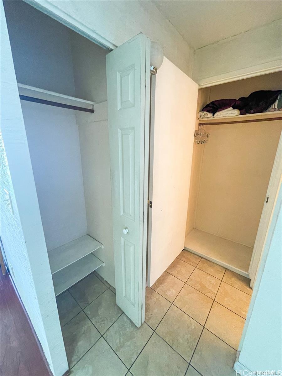 Atkinson Plaza condo # 1410, Honolulu, Hawaii - photo 5 of 8