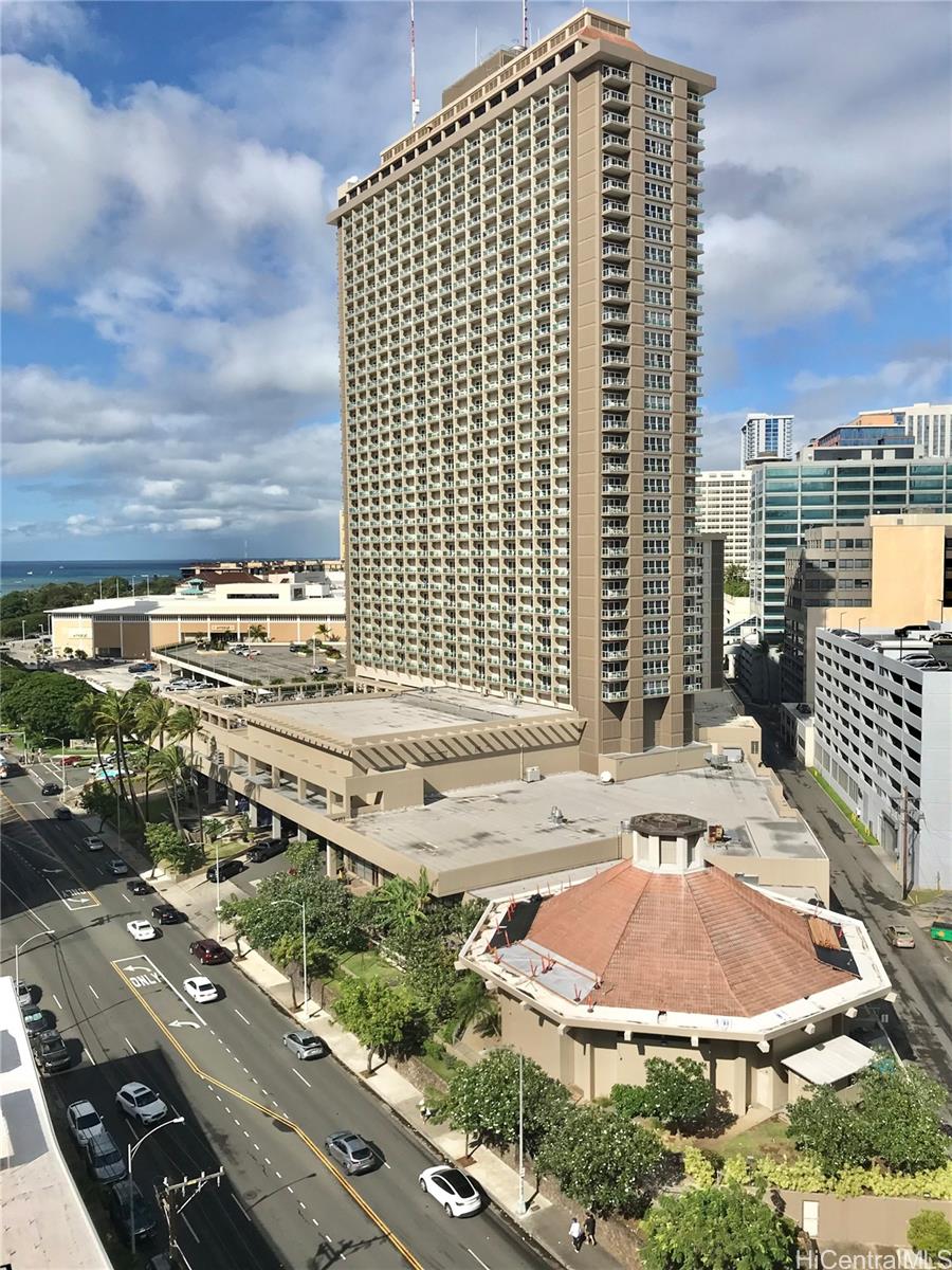 Atkinson Plaza condo # 1602, Honolulu, Hawaii - photo 3 of 21