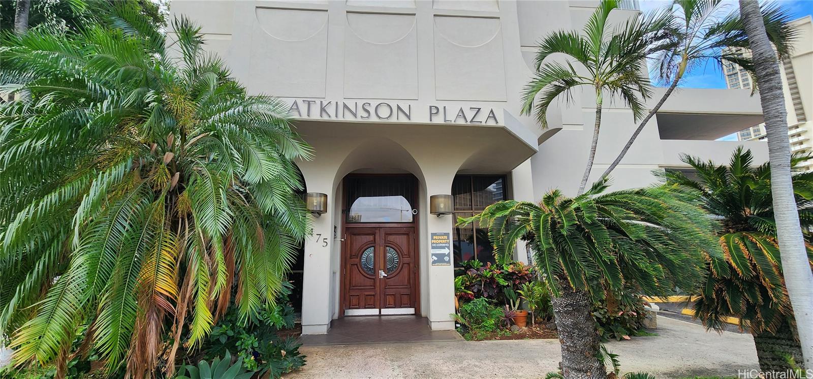 Atkinson Plaza condo # 1807, Honolulu, Hawaii - photo 17 of 18