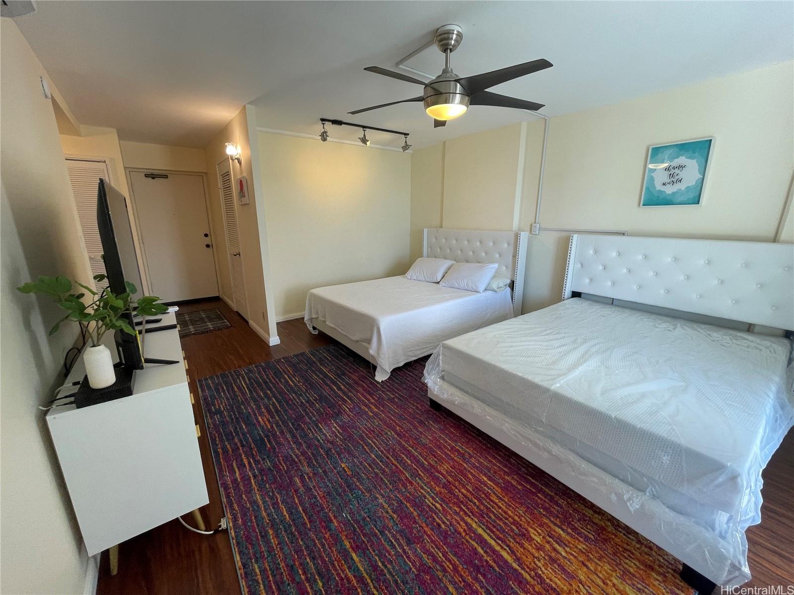 None condo # 1909, Honolulu, Hawaii - photo 12 of 19