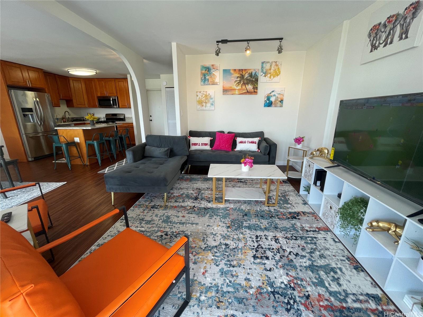 None condo # 1909, Honolulu, Hawaii - photo 5 of 19