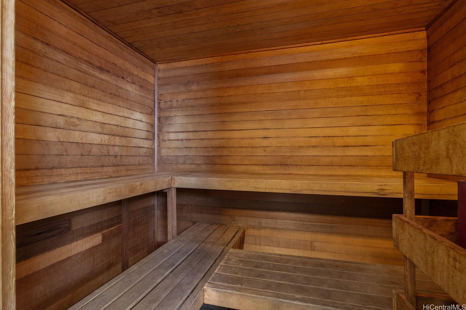 Atkinson Plaza condo # 601, Honolulu, Hawaii - photo 20 of 25