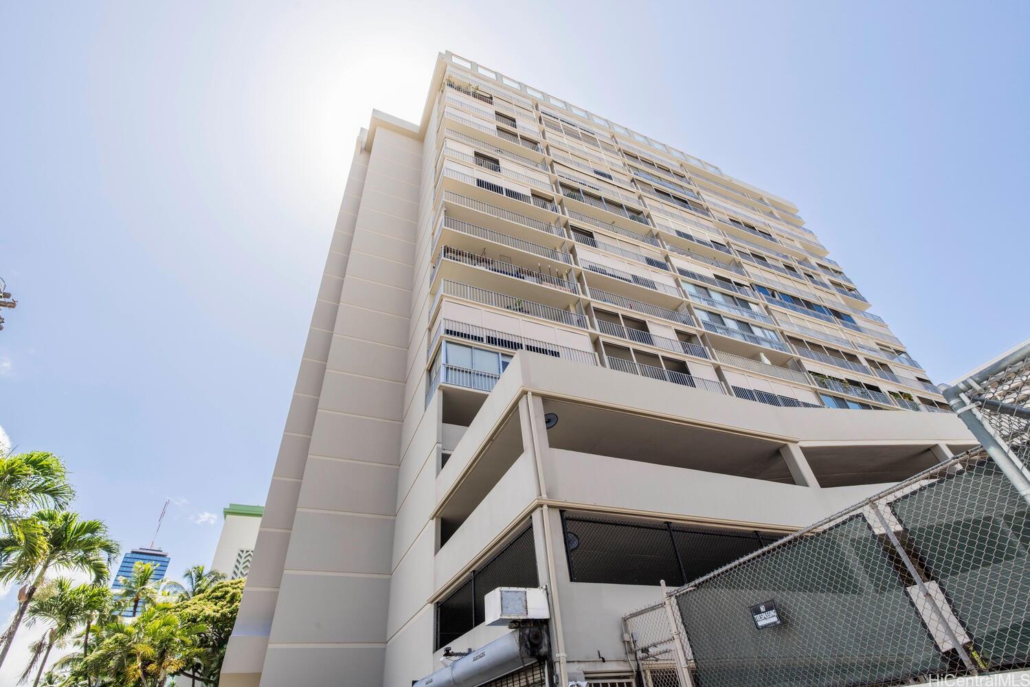 Atkinson Plaza condo # 608, Honolulu, Hawaii - photo 2 of 19