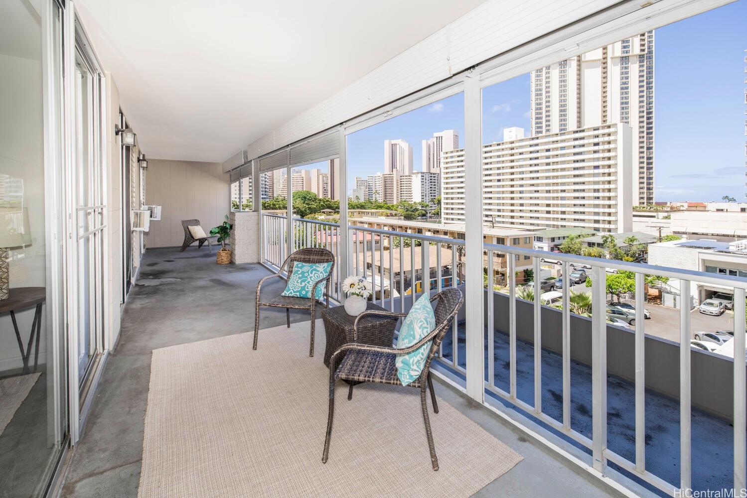 Atkinson Plaza condo # 608, Honolulu, Hawaii - photo 17 of 19